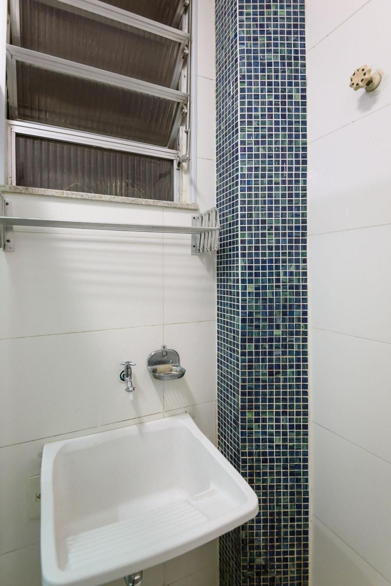 2qtos A 100m Da De Copacabana | Re 85/305 Apartamento *